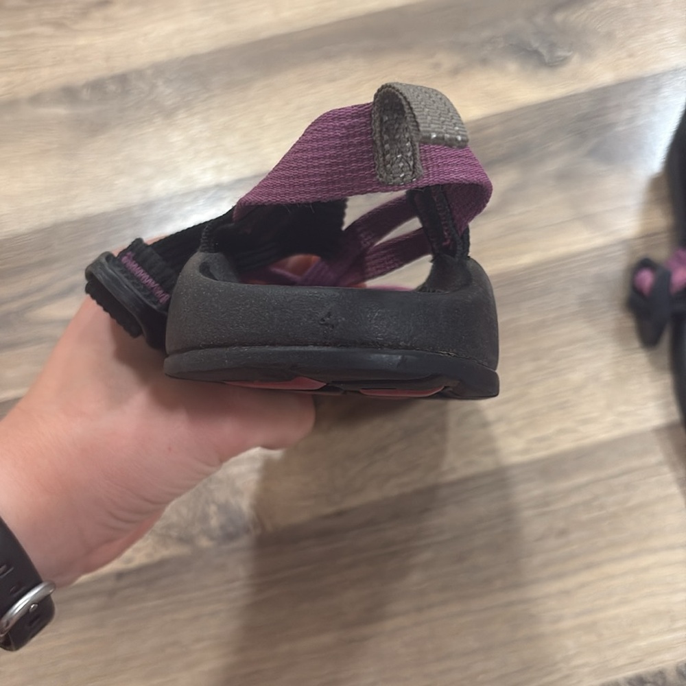Chacos - Picture 5 of 8